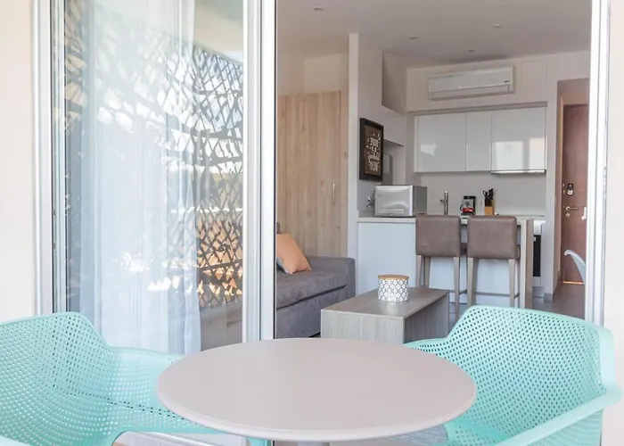 Beautiful And Centric 1br Ph Private Pool *