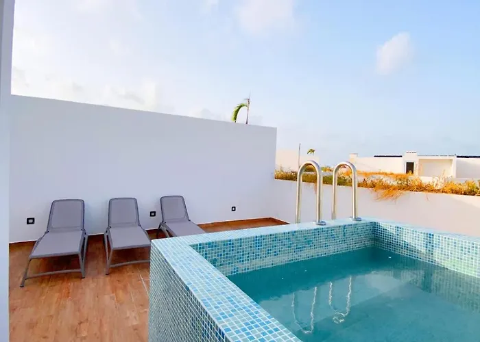 Beautiful And Centric 1br Ph Private Pool